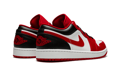 Air Jordan 1 Low Bulls