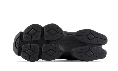 New Balance 9060 Triple Black