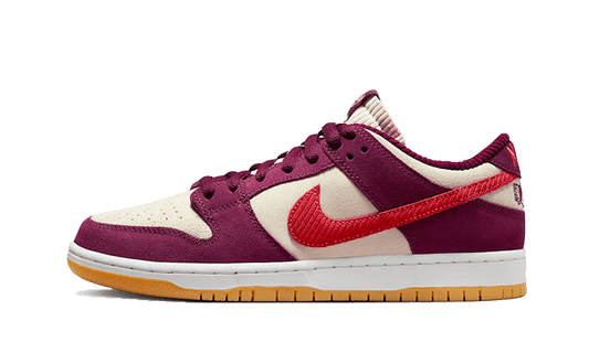 Nike SB Dunk Low Skate Like A Girl Bordeaux