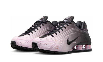 Nike Shox R4 Sakura