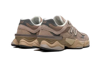 New Balance 9060 Driftwood Castlerock