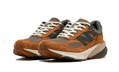 New Balance 990 V6 Carhartt WIP Sculpture Center