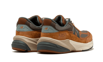 New Balance 990 V6 Carhartt WIP Sculpture Center