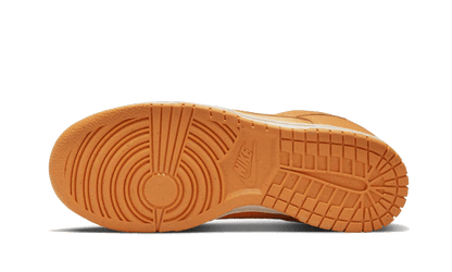 Nike Dunk Low Magma Orange